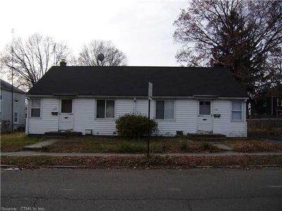 880-888 Pearl Harbor St, Bridgeport, CT, 06610