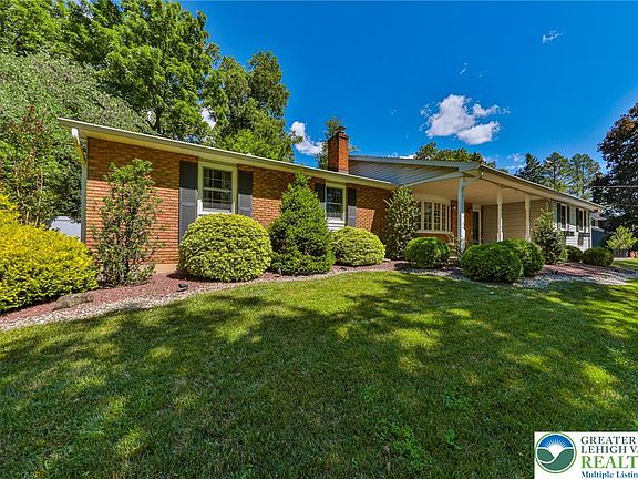 2nd image of 3557 Southwood Dr