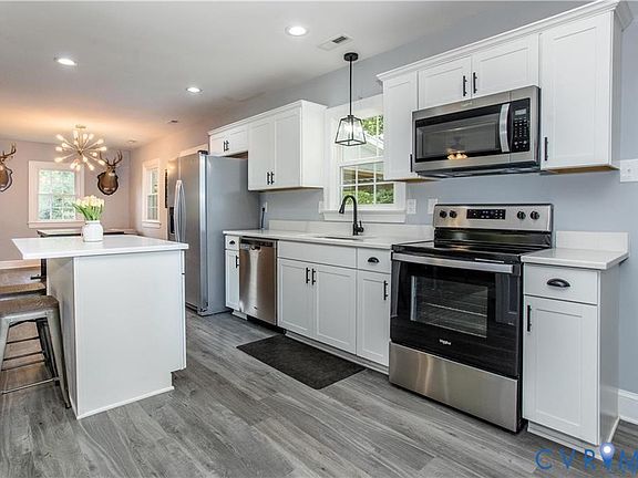 3rd image of 3001 Richmond Rd