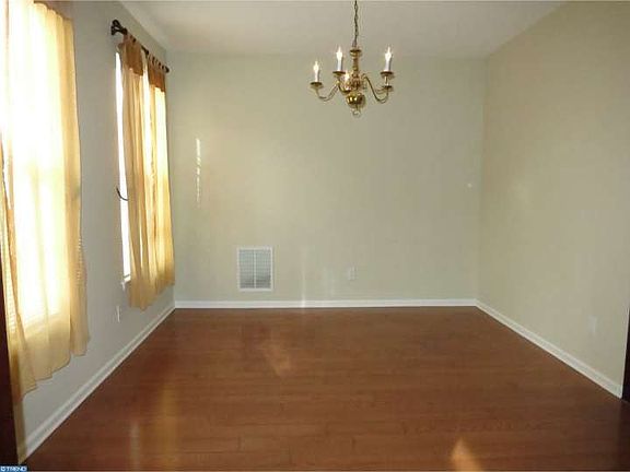3rd image of 34 Normandy Dr #1806