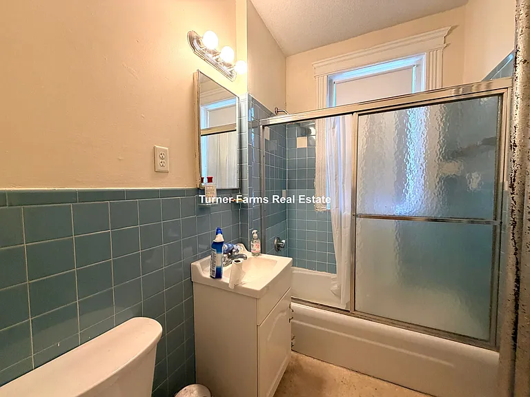 1160 Commonwealth Ave — Photo 3
