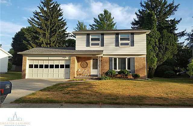 1st image of 825 Crown Blvd