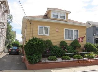119 Lafayette St, Fall River, MA 02723
