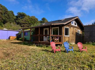 22170 John Hyman Rd, Fort Bragg, CA 95437