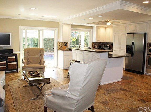 5th image of 4236 Dogwood Ave