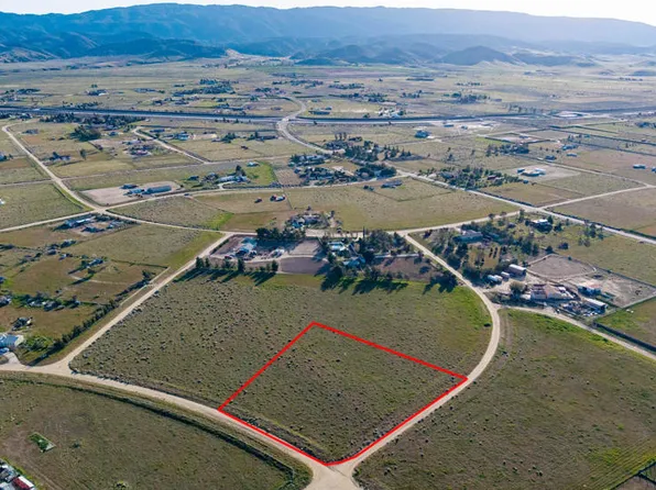 252 Eaglefall Ave, Lancaster, CA 93536