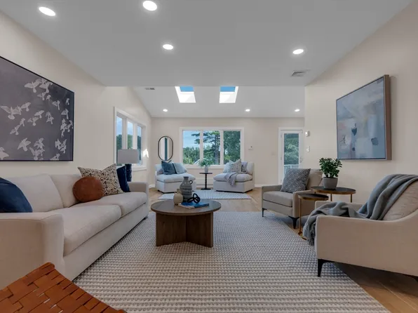 15 Marcellus Dr, Newton, MA 02459
