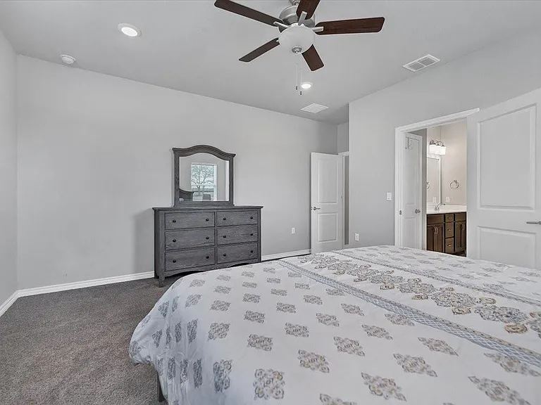 125 Harborside Dr #102 — Photo 19