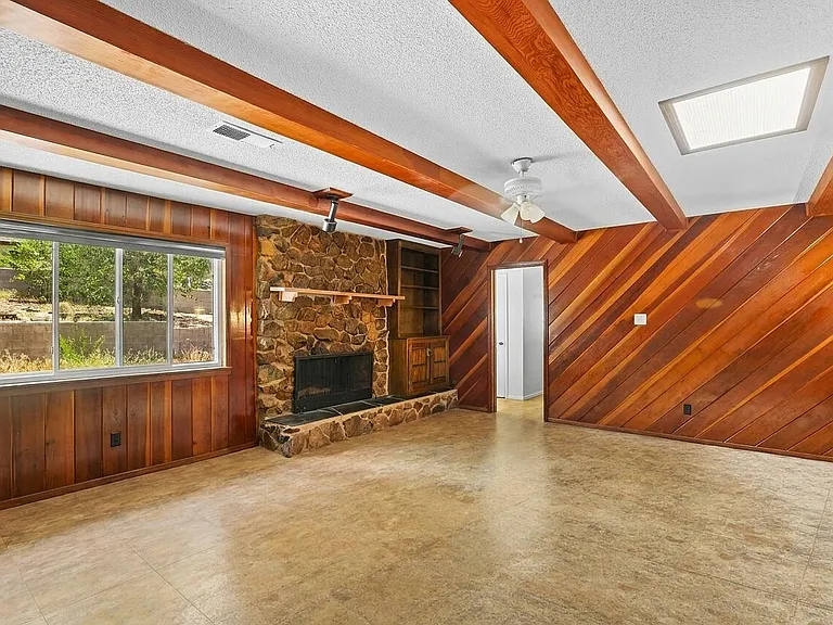 3008 Matador Dr NE — Photo 4