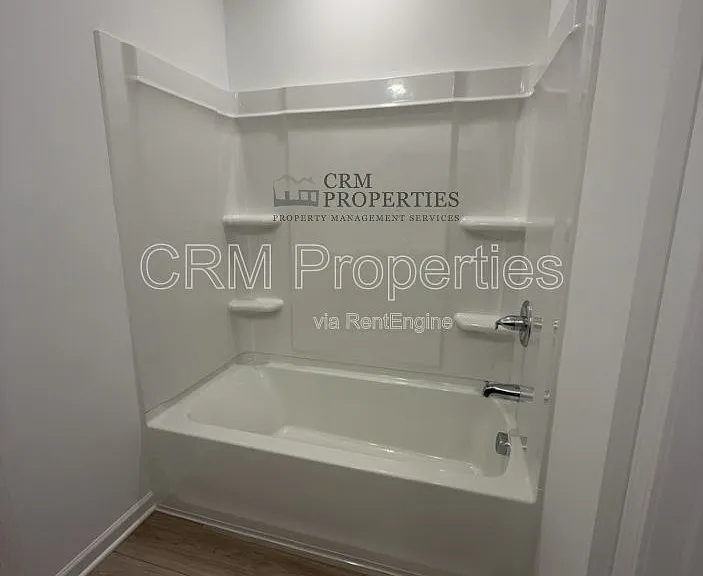809 Oyster Bay Dr — Photo 10