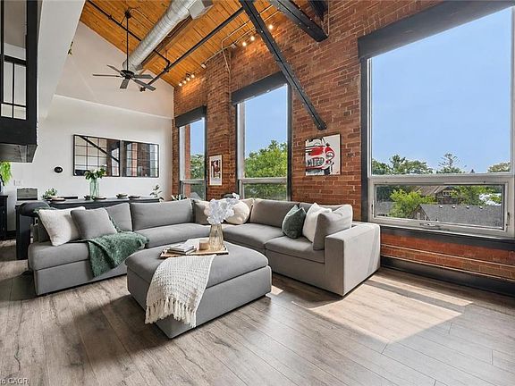 4th image of 26 Ontario St #324