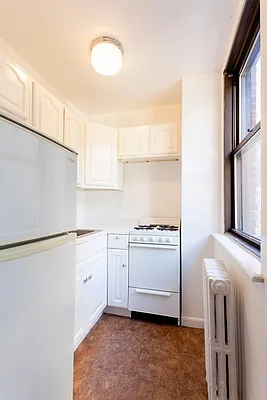 Rented by Town Residential | media 14