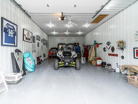 2nd image of 5110 N 450 W Garage #1-3