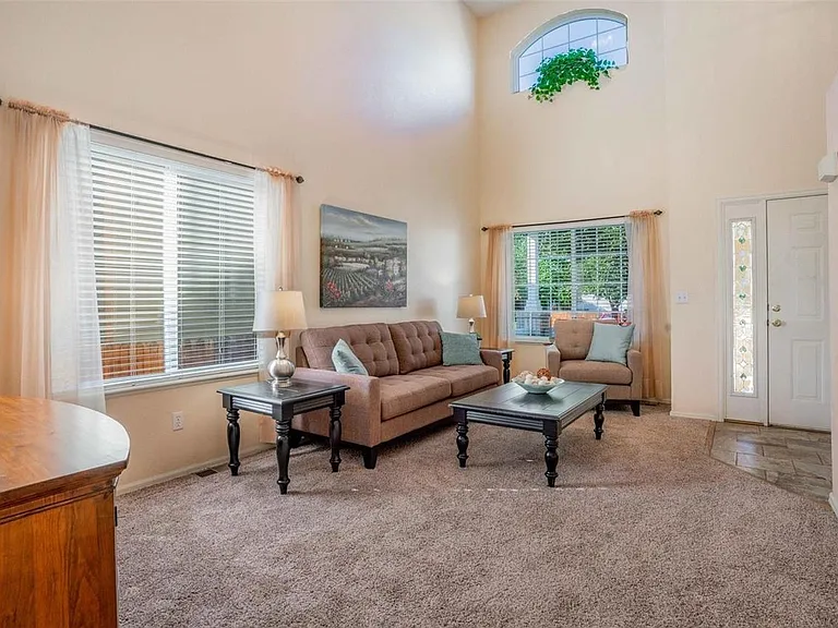 4672 W 123rd Pl — Photo 3