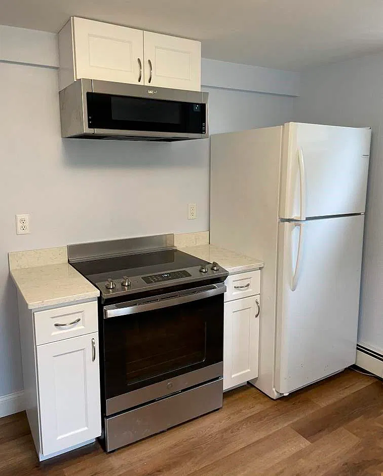 1 bed, 720 sqft, $1,600 — Photo 3