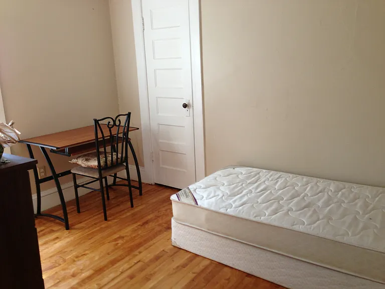 1020 Westcott St — Photo 9