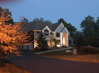 21 Halls Rd, Westbrook, CT 06498