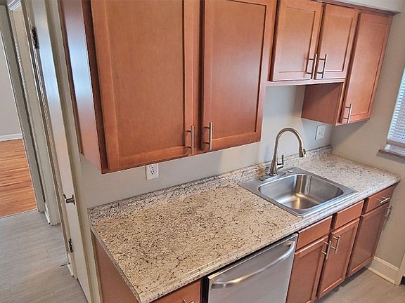 2nd image of 2702 Edroy Ct #2723-70