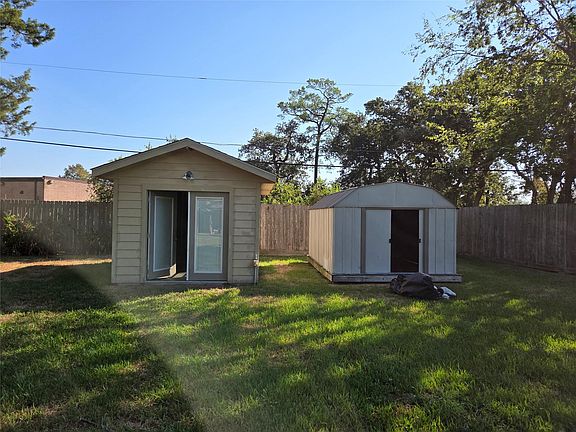 5th image of 4718 Blanton Blvd