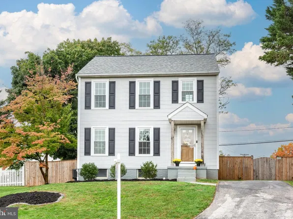 870 Elmwood Ct, Westminster, MD 21158