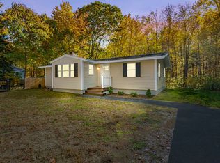 54 Adams Ave, Seabrook, NH 03874
