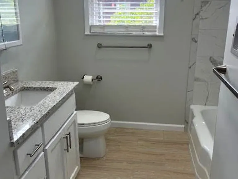 705 Georgia Ave — Photo 9