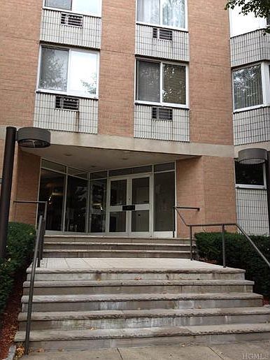 1st image of 14 Nosband Ave APT 5D