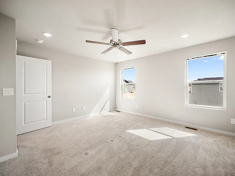 7991 Goldenray Pl — Photo 21