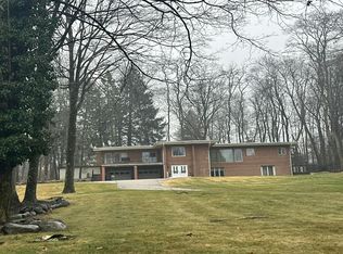 288 E Saddle River Rd, Upper Saddle River, NJ 07458