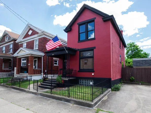 228 W 11th St, Newport, KY 41071