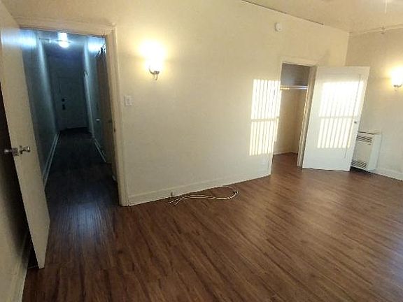 4th image of 431 Normandie Pl APT 7