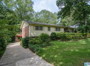 2280 Pine Crest Dr, Vestavia Hills, AL 35216