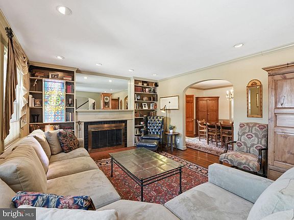 4th image of 1812 N Hancock St