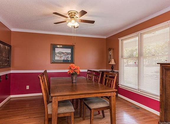 5th image of 119 Country Creek Dr