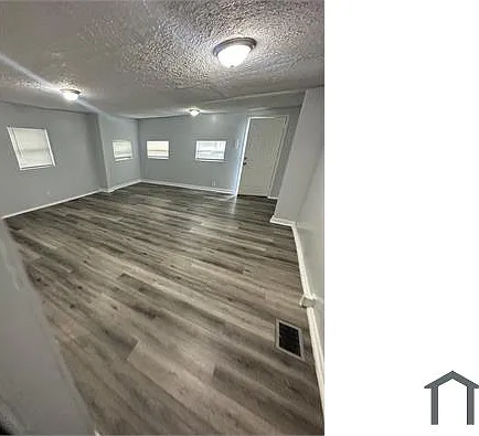 359 Nixon St — Photo 3