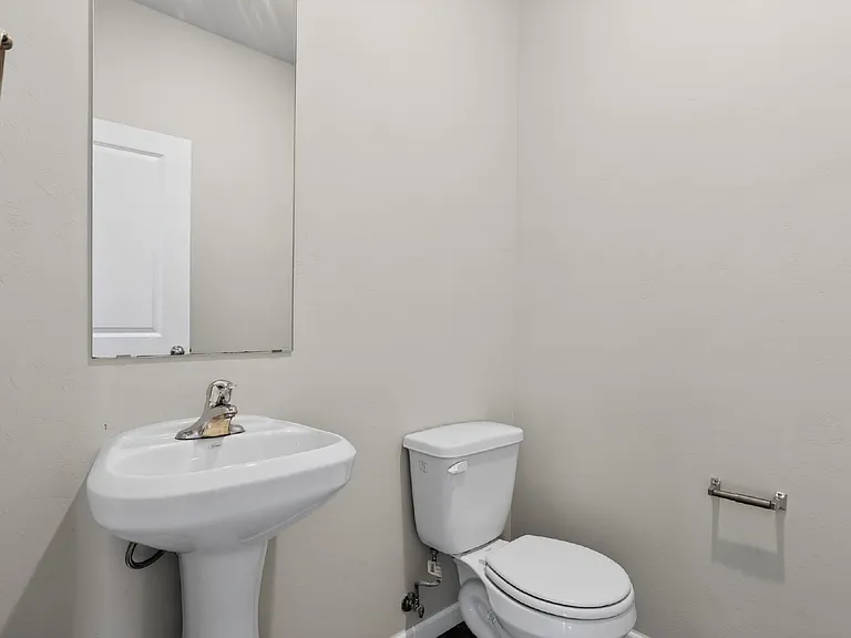 1712 Amaranth Ln — Photo 26