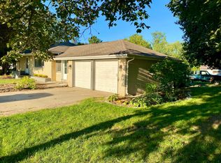 55608 Buckeye Rd, Mishawaka, IN 46545