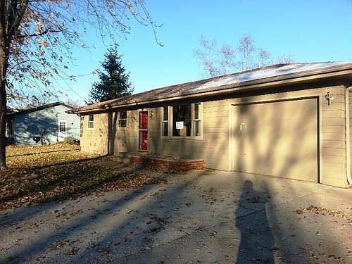 1st image of 8219 Scott Ln