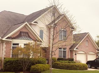 2513 Campden Ln, Northbrook, IL