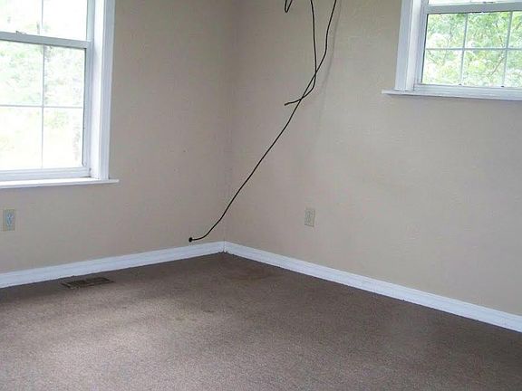 5th image of 505 Aspen Cir