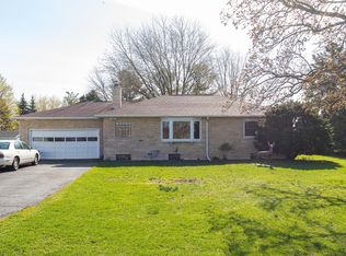 1055 Cold Spring Rd, Neenah, WI 54956