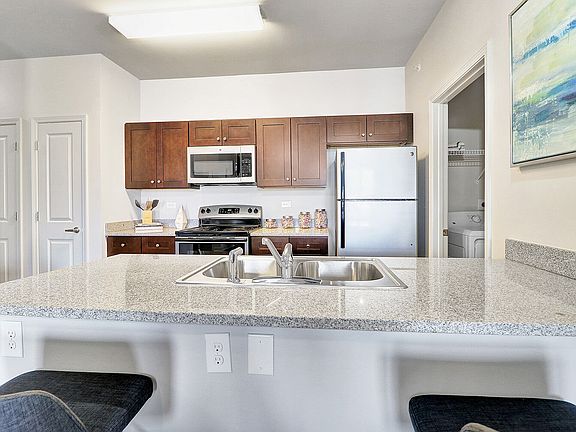 4th image of 16000 Rushmore Ave #10-102