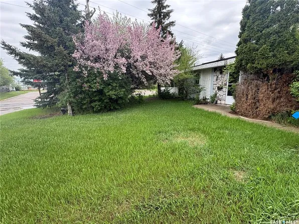 2 Garvin BAY, Melville, SK S0A 2P0