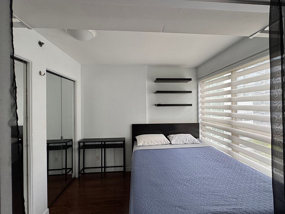 1st image of 819 Hamilton St #112