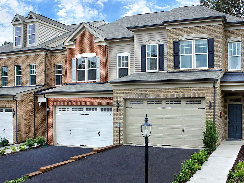 1st image of 5940 Clapton Ct