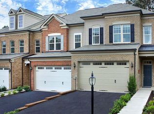 5940 Clapton Ct, Alexandria, VA 22310