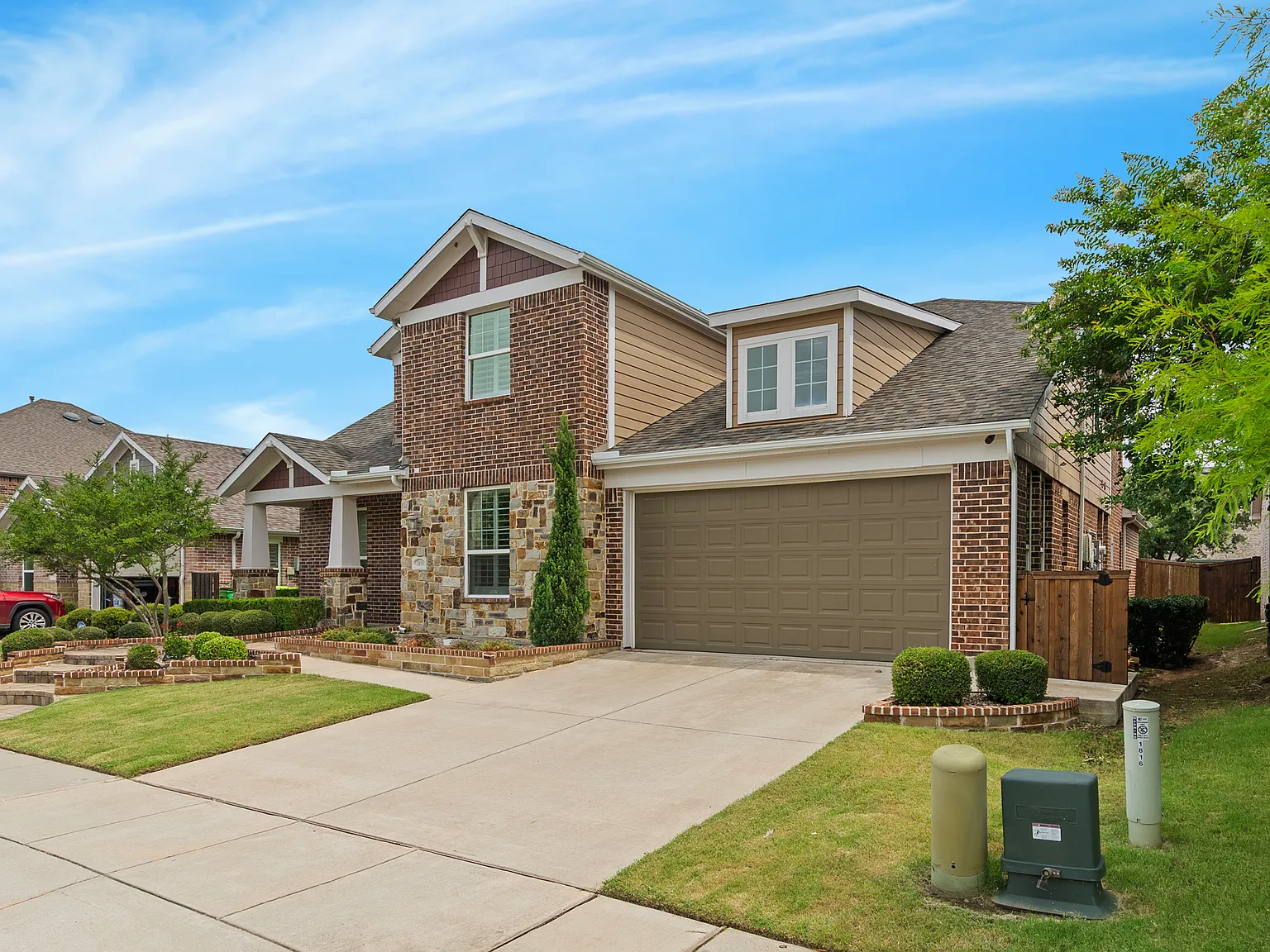 5 bed, 3096 sqft, $3,150 — Photo 4