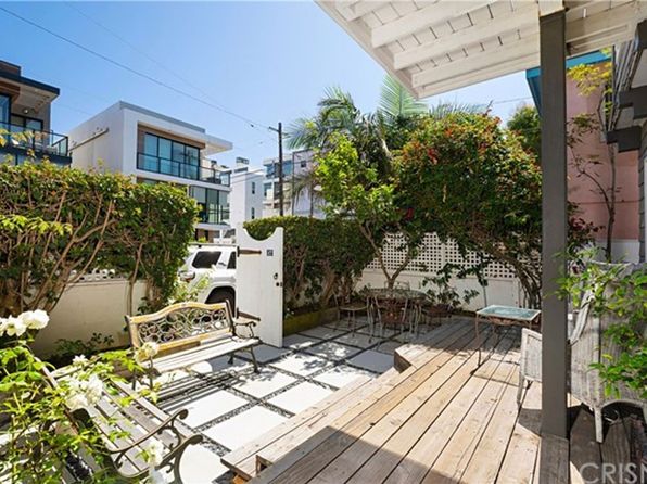 17 Hurricane St #92