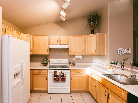 5th image of 2313 W Silver River Way