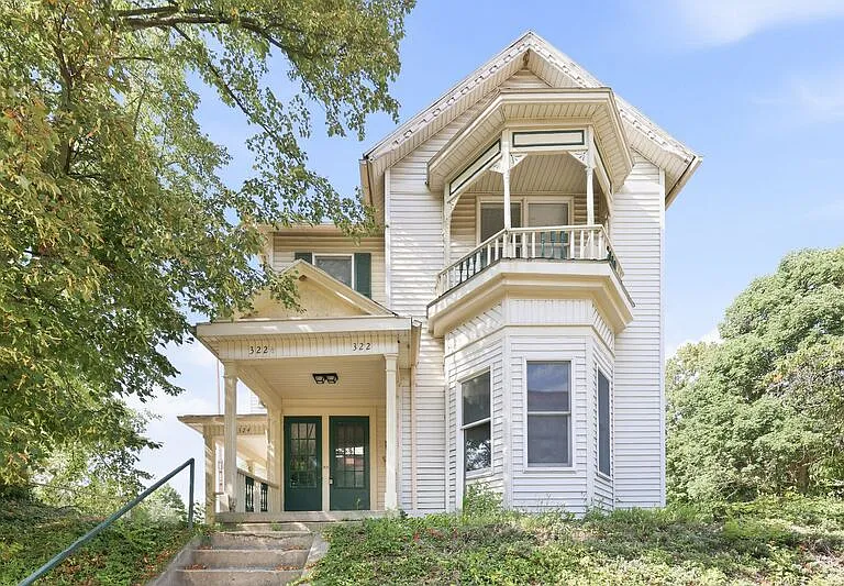 322-324 Bill Edwards Dr #322-1/2 — Photo 1